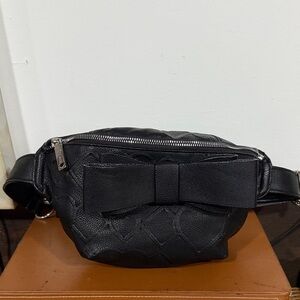 Betsy Johnson Black Leather Bow Waist Bag